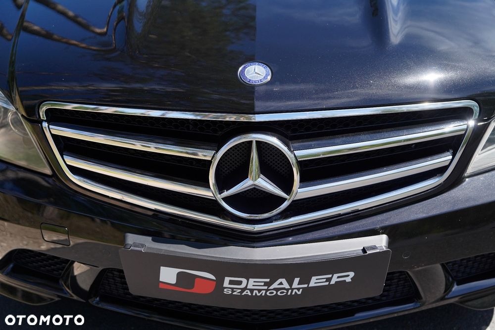 Mercedes-Benz Klasa C 63 AMG 7G-TRONIC SPORT EDITION - 27