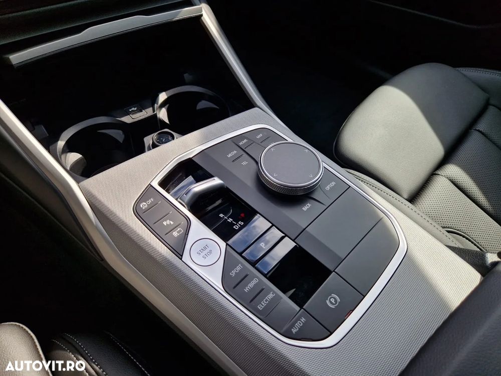 BMW Seria 3 320e AT PHEV - 24