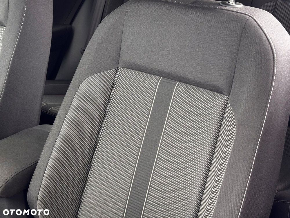 Volkswagen T-Roc - 19