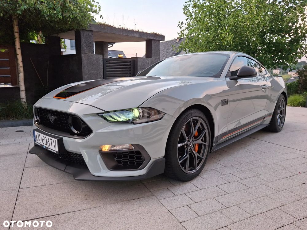 Ford Mustang - 2