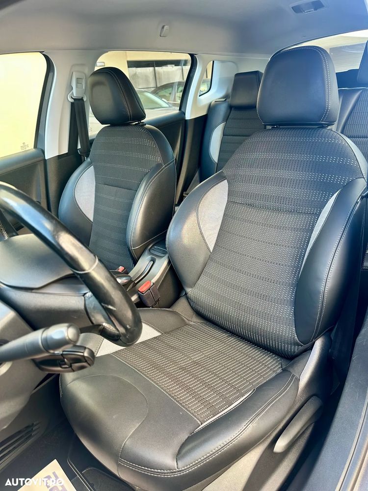 Peugeot 2008 - 5