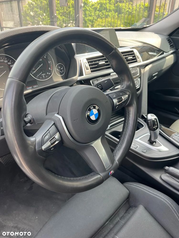 BMW Seria 3 320d - 10