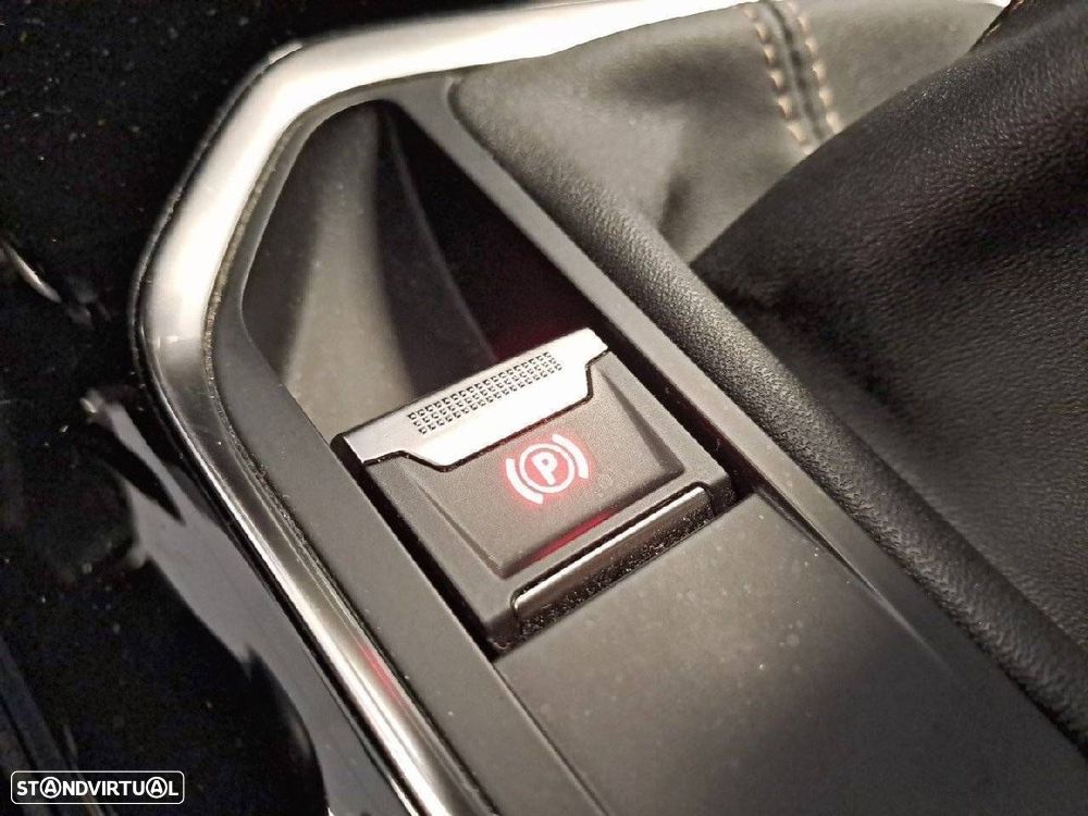 Peugeot 3008 1.2 PureTech GT - 23