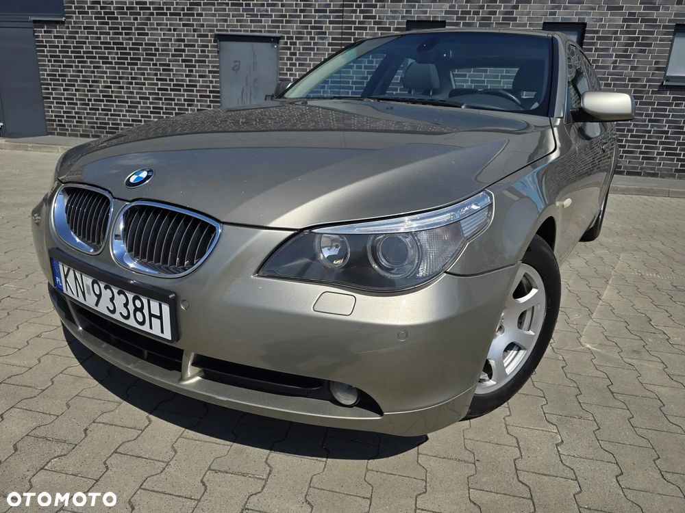 BMW Seria 5 523i - 4