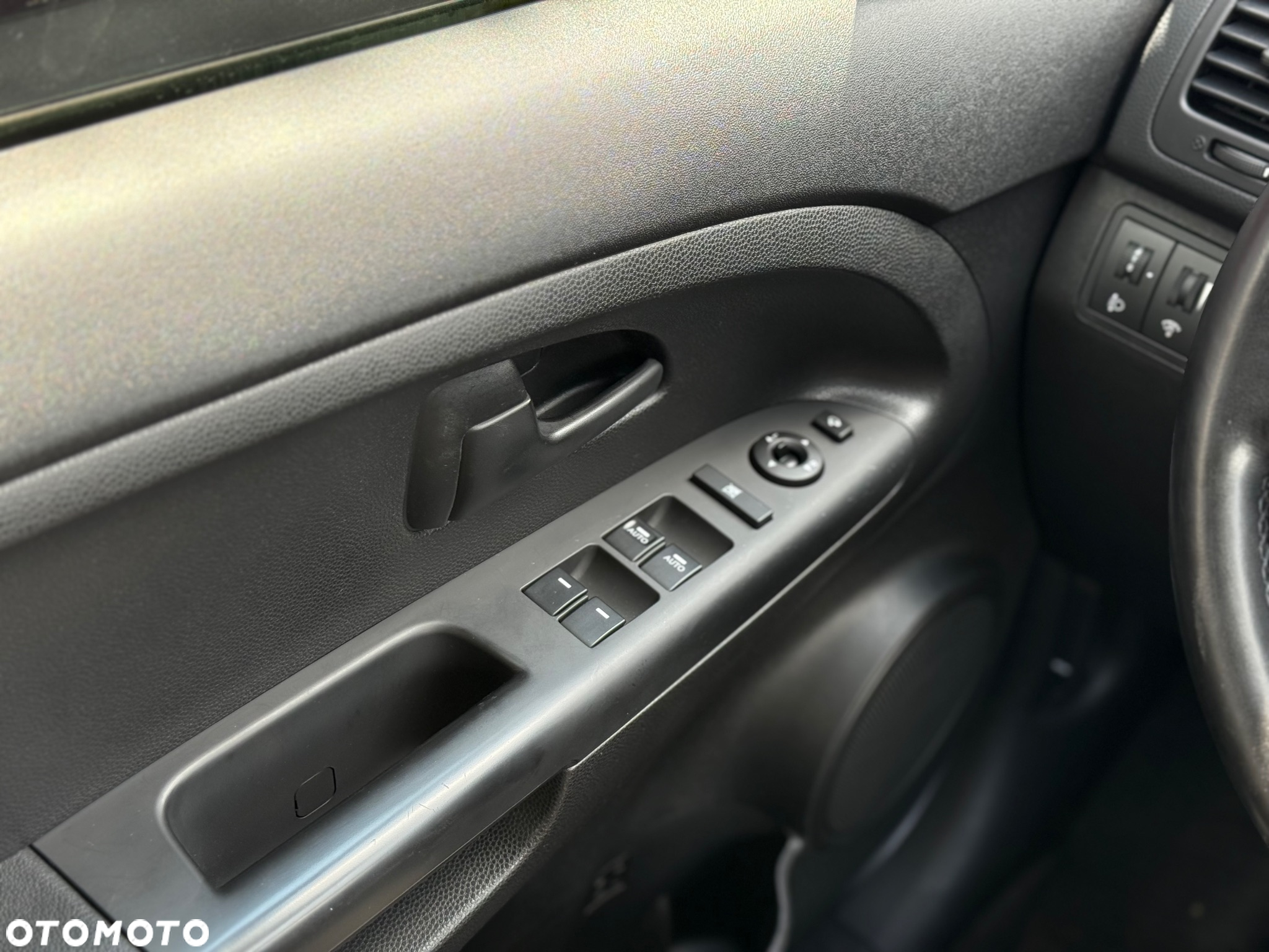 Kia Venga 1.6 CRDi 128 Dream-Team Edition - 16