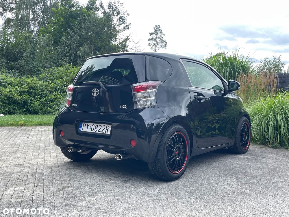 Toyota iQ 1.33 - 11