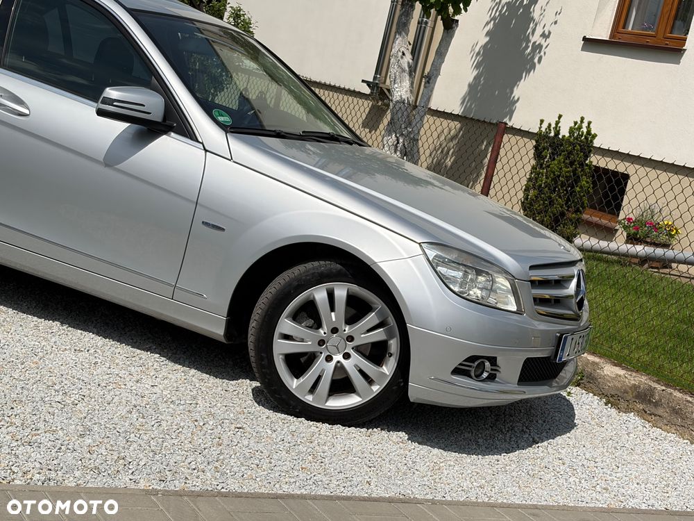 Mercedes-Benz Klasa C 180 (BlueEFFICIENCY) Avantgarde - 1