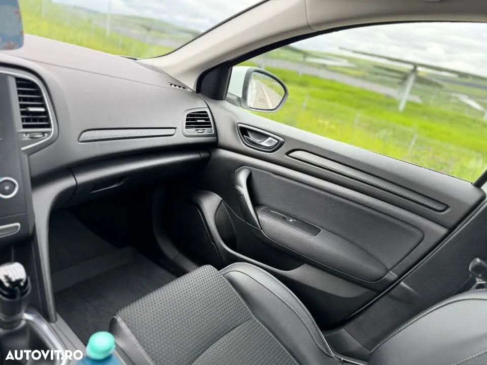 Renault Megane Energy dCi Zen - 24