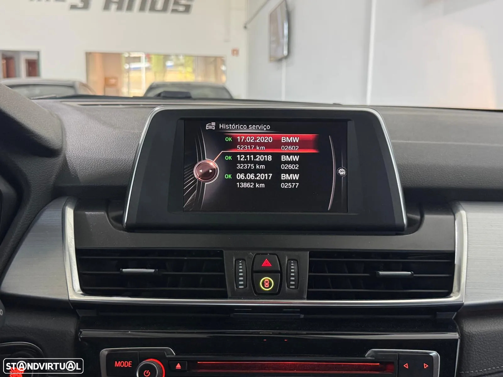 BMW 216 Gran Tourer d - 34