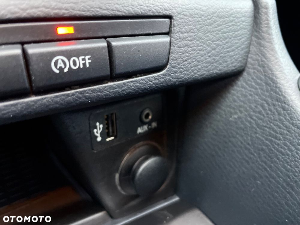 BMW X1 sDrive18d xLine - 25