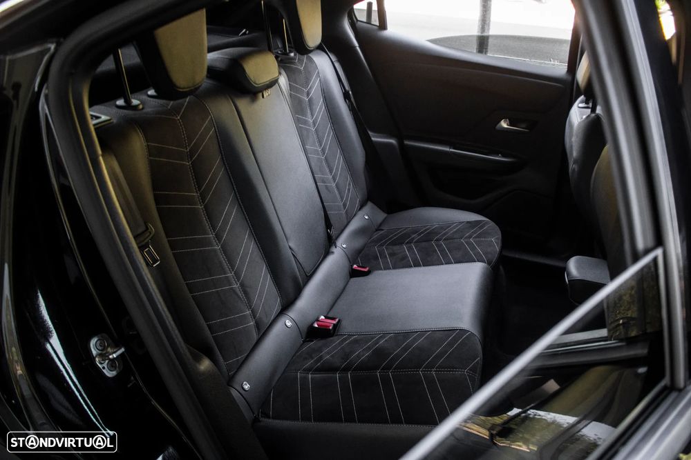 Opel Mokka 1.2 Hybrid GS eDCT - 27