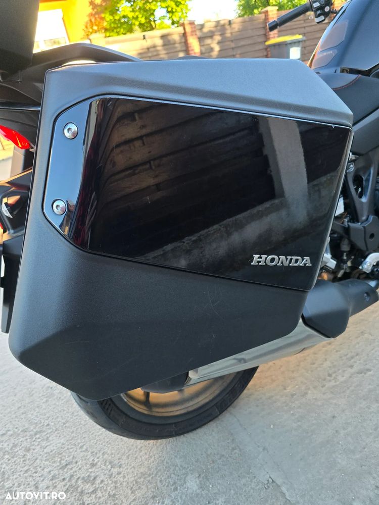Honda NT 1100 - 8