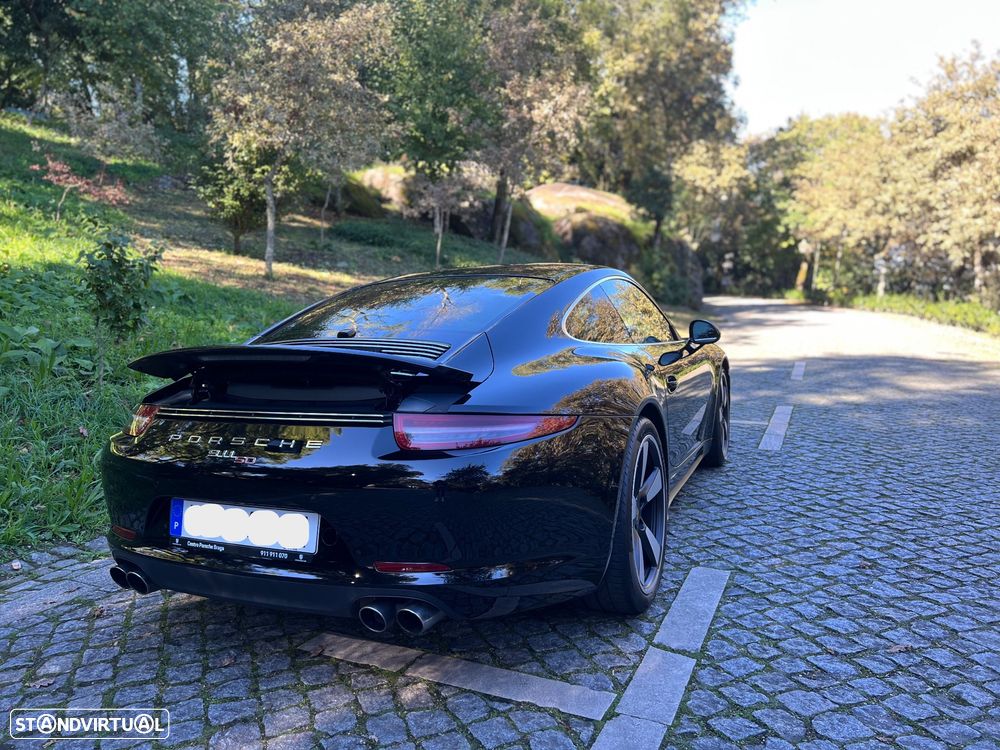 Porsche 911 (991) Carrera 2 50th Anniversary Edition - 12