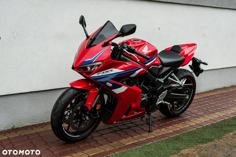 Honda CBR - 7