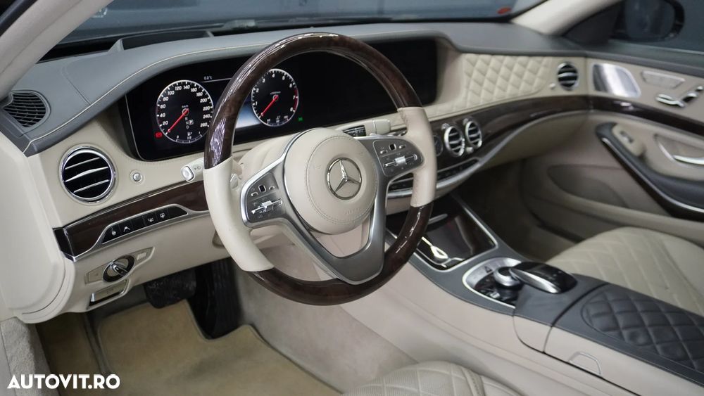 Mercedes-Benz S 560 4MATIC Long Aut. - 23
