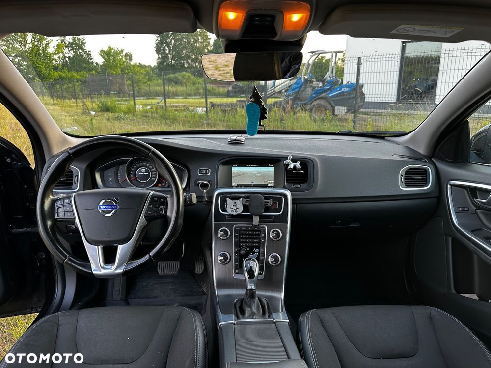 Volvo S60 D2 Drive-E Momentum - 13