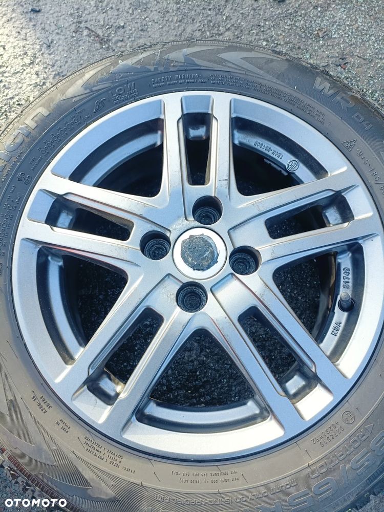 KIA RIO IV 16-20 2019 r. komplet 4 sztuki felgi alufelgi aluminiowe 15'' 15 ET 48  * - 2