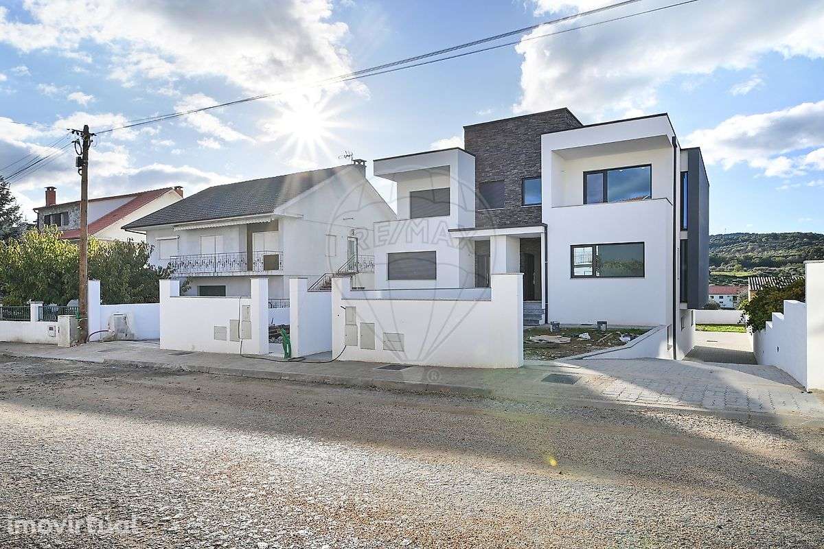 Moradia T3 para venda - Grande imagem: 3/44