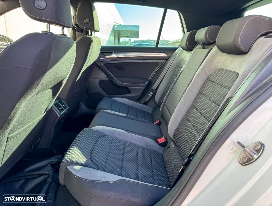 VW Golf 1.5 TSI R-Line - 13