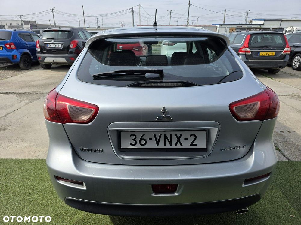 Mitsubishi Lancer 1.5 - 6
