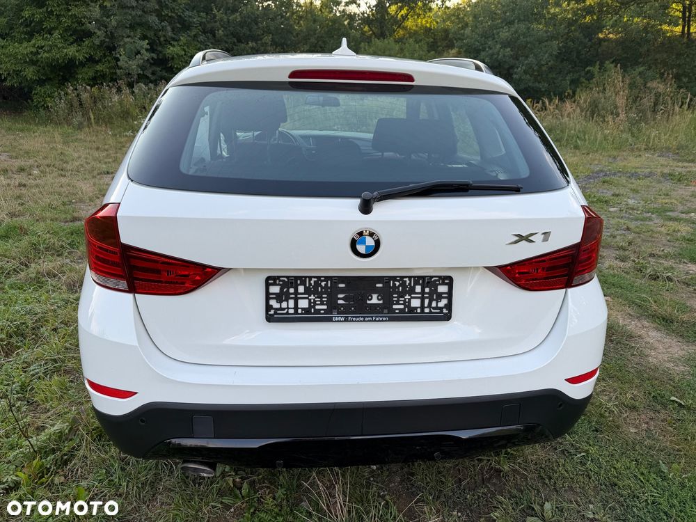 BMW X1 xDrive18d xLine - 36