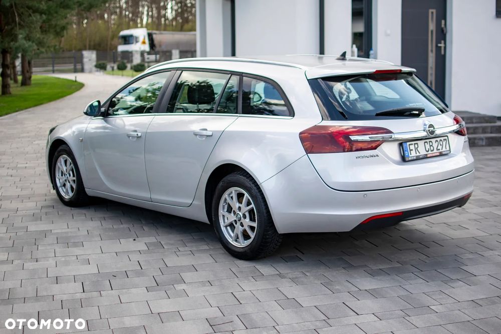 Opel Insignia - 22