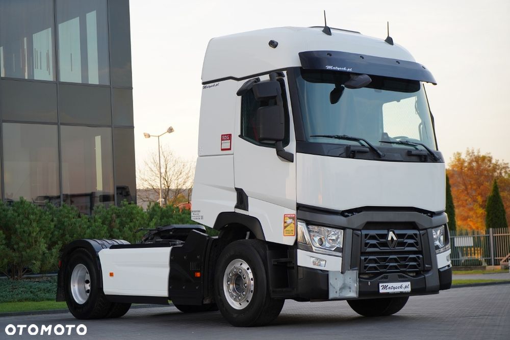 Renault T