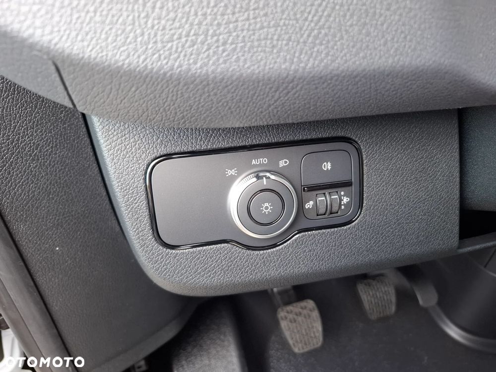 Mercedes-Benz Sprinter 315 CDI Furgon 3665 mm L2H1 - 31