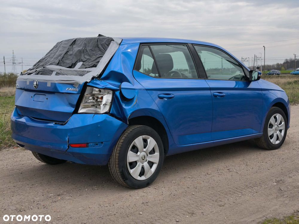 Skoda Fabia 1.0 MPI Active - 12