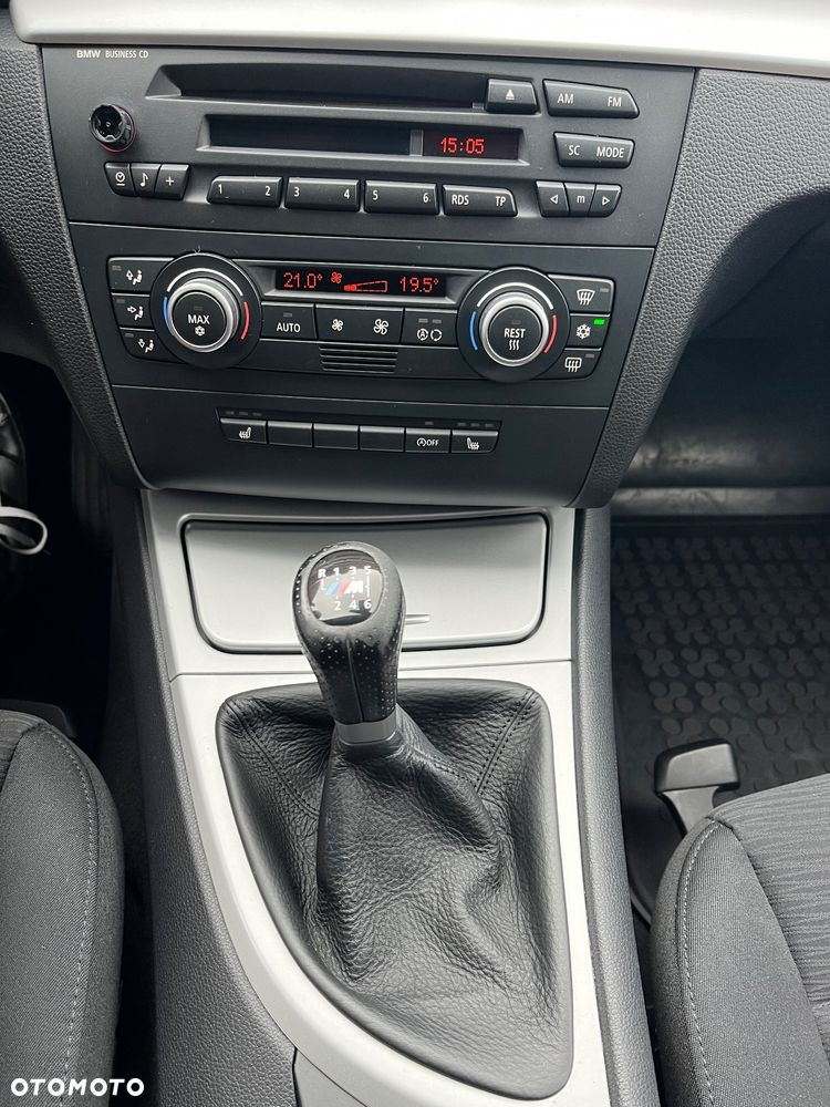 BMW Seria 1 116i - 13