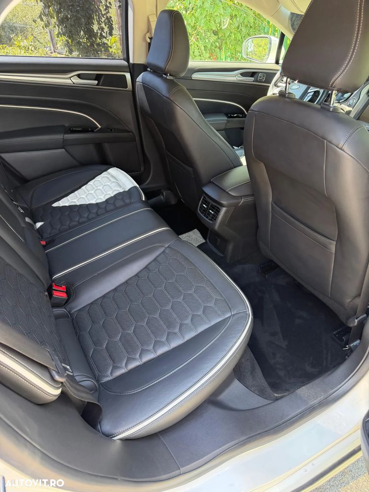 Ford Mondeo - 9