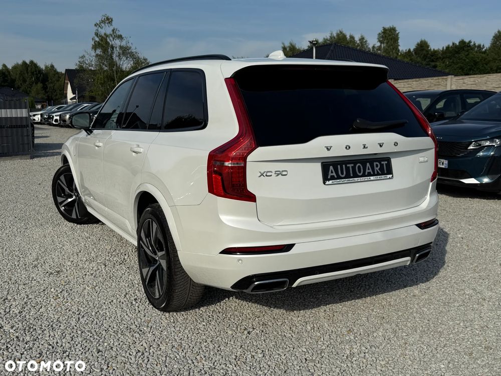 Volvo XC 90 T8 AWD Plug-In Hybrid R-Design 7os - 12