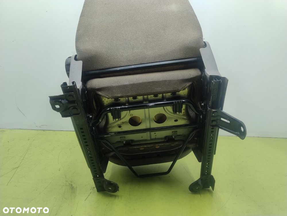 Fotel Przedni prawy PASAŻERA FIAT PANDA II 2003-2013 ŁADNY - 2