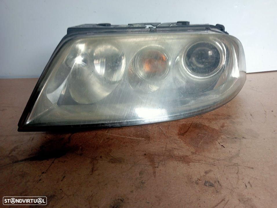 FAROL ESQUERDO VOLKSWAGEN PASSAT BERLINA 3B3 - 1