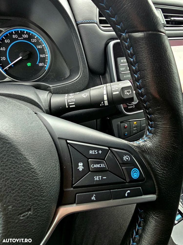 Nissan LEAF Tekna - 21