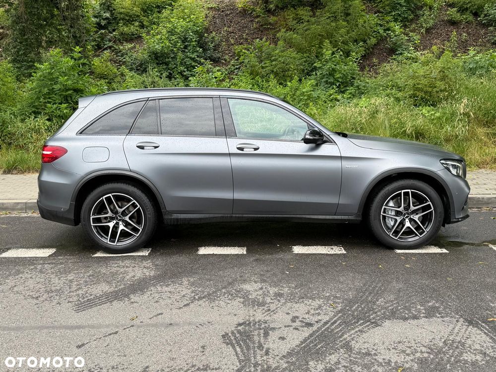 Mercedes-Benz GLC - 2