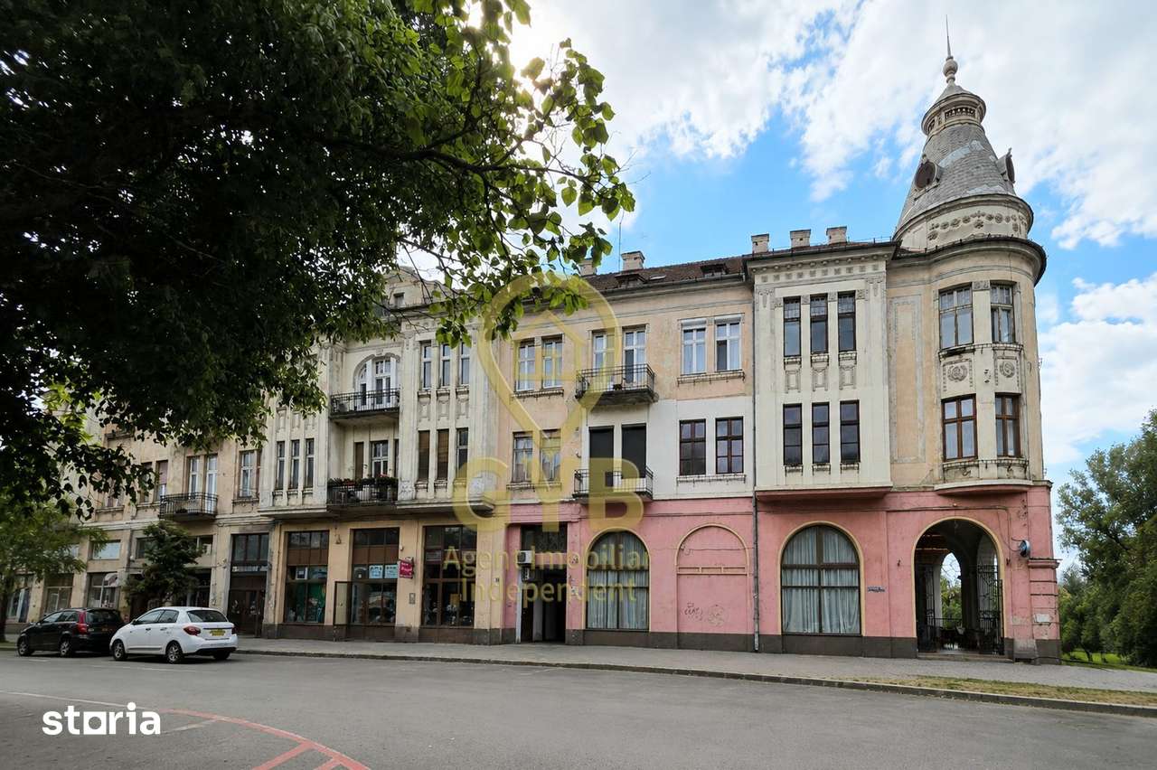 De vânzare apartament în clădire istorică * Ultracentral * Piața Gojdu — fotografia 3