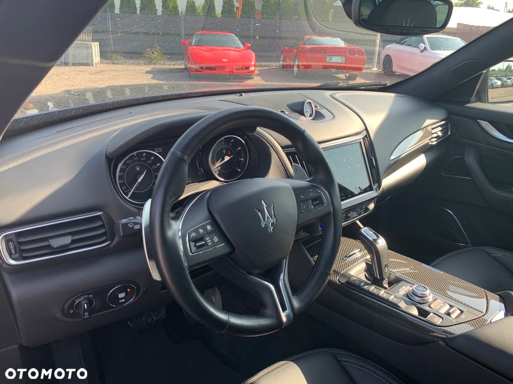 Maserati Levante S Q4 - 36