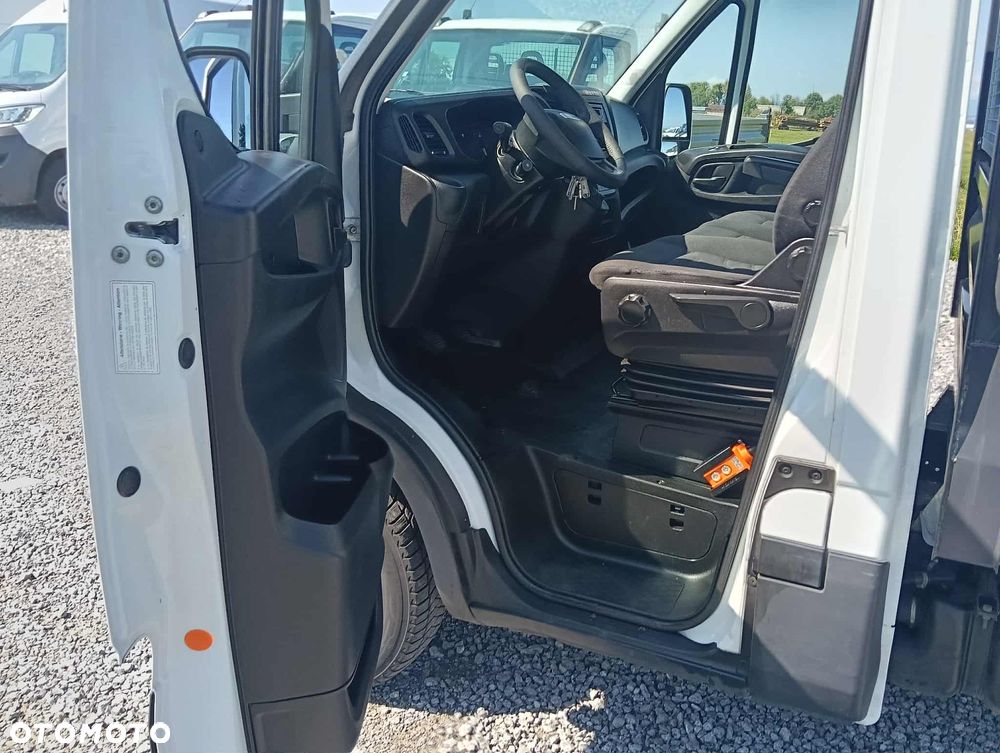 Iveco DAILY 35C14, 35C13, 35C12 - 12