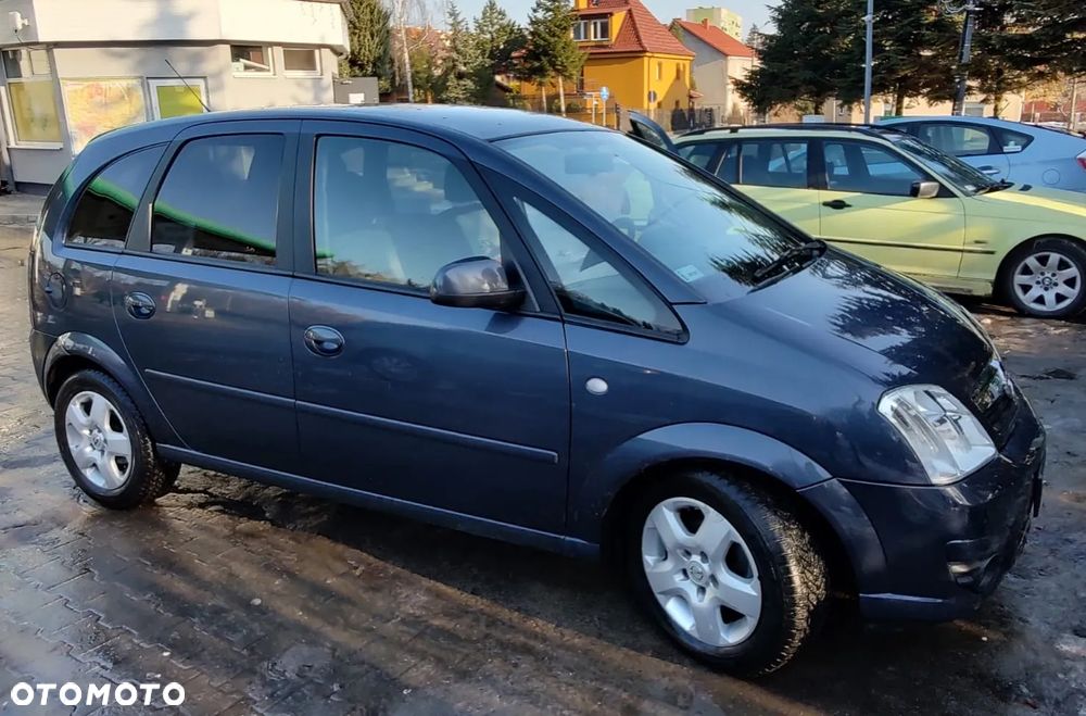 Opel Meriva 1.7 CDTI Cosmo - 1