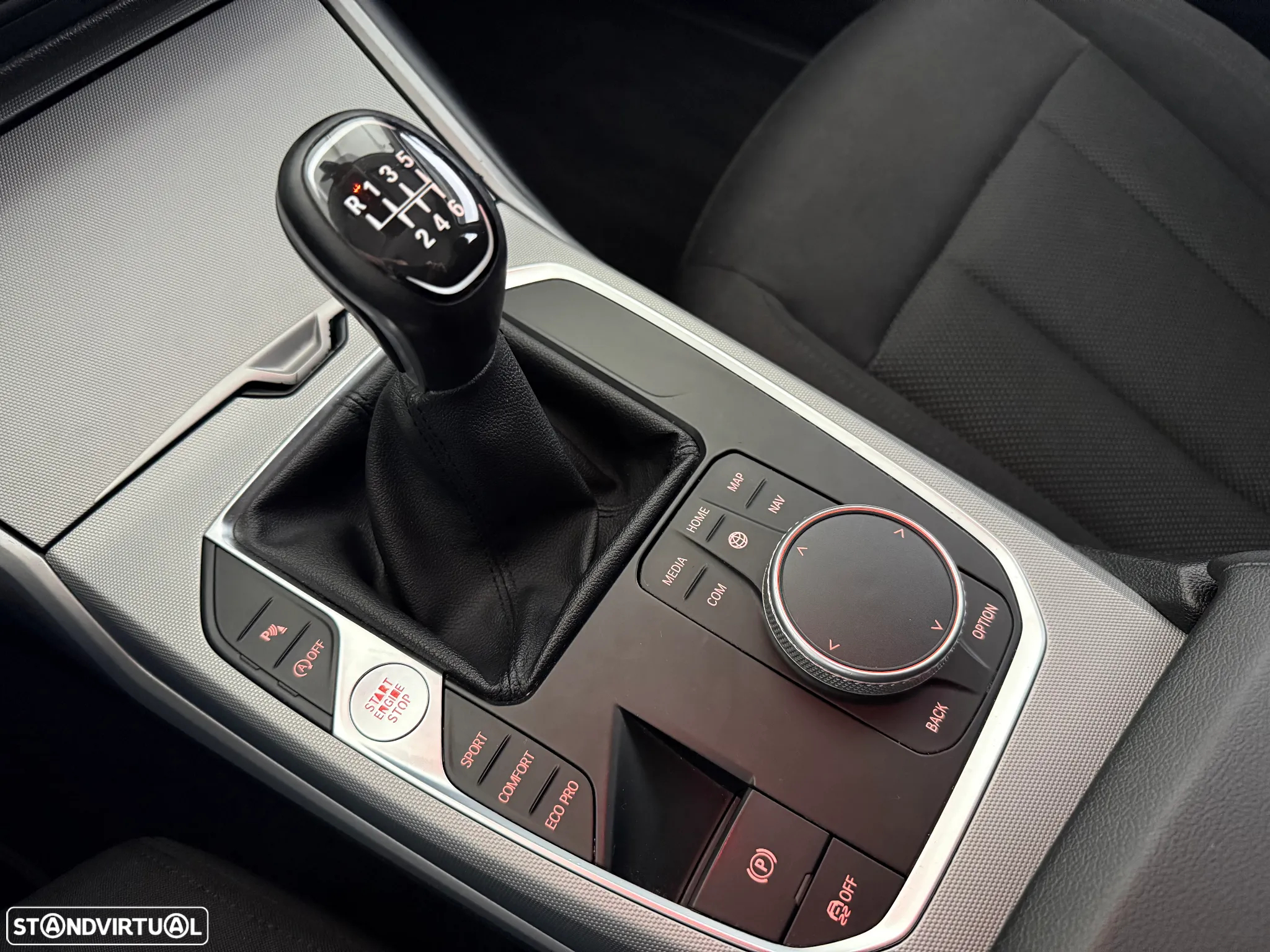 BMW 318 d Touring - 13