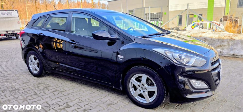Hyundai i30 1.6 CRDi Classic - 1