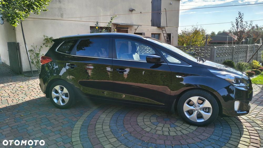 Kia Carens 2013 photo 5