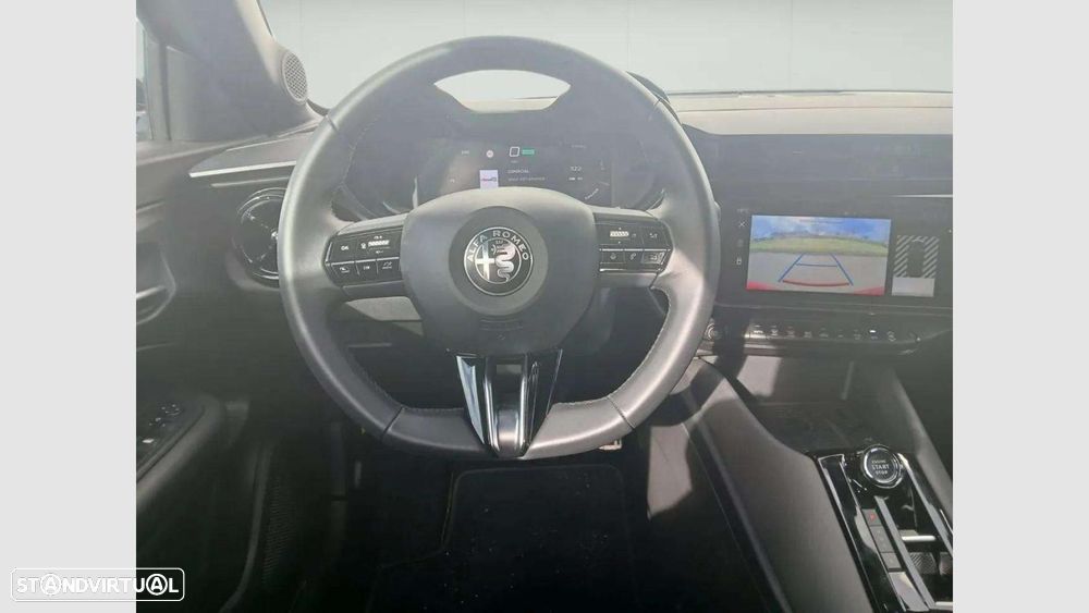 Alfa Romeo Junior Elletrica 50 kWh - 13
