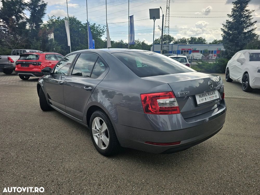 Skoda Octavia - 6