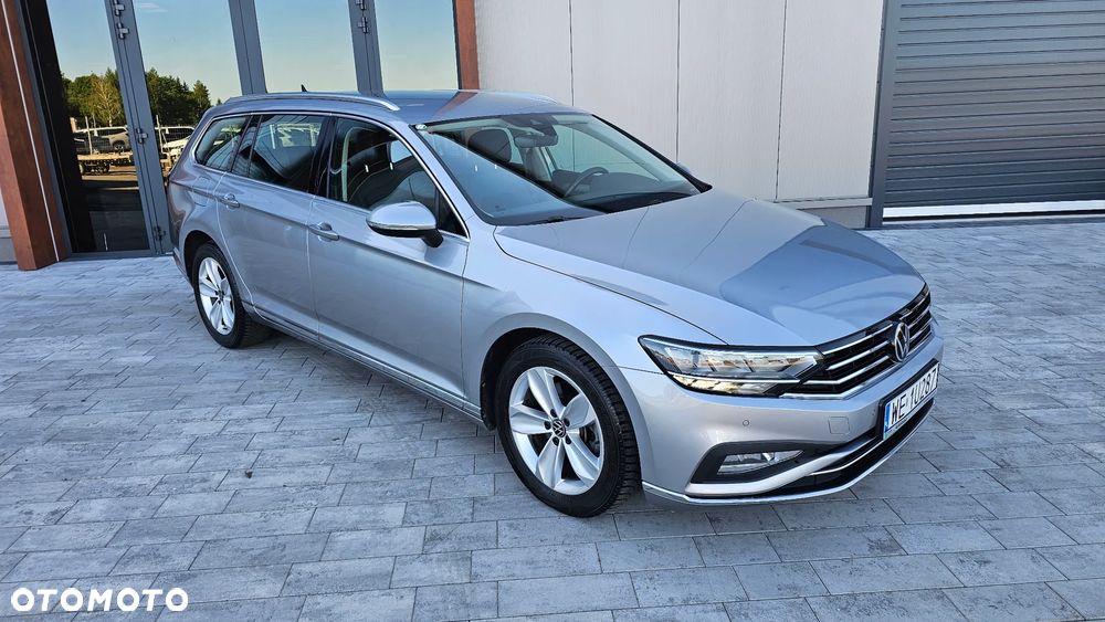 Volkswagen Passat Variant 2.0 TDI EVO Elegance DSG - 2