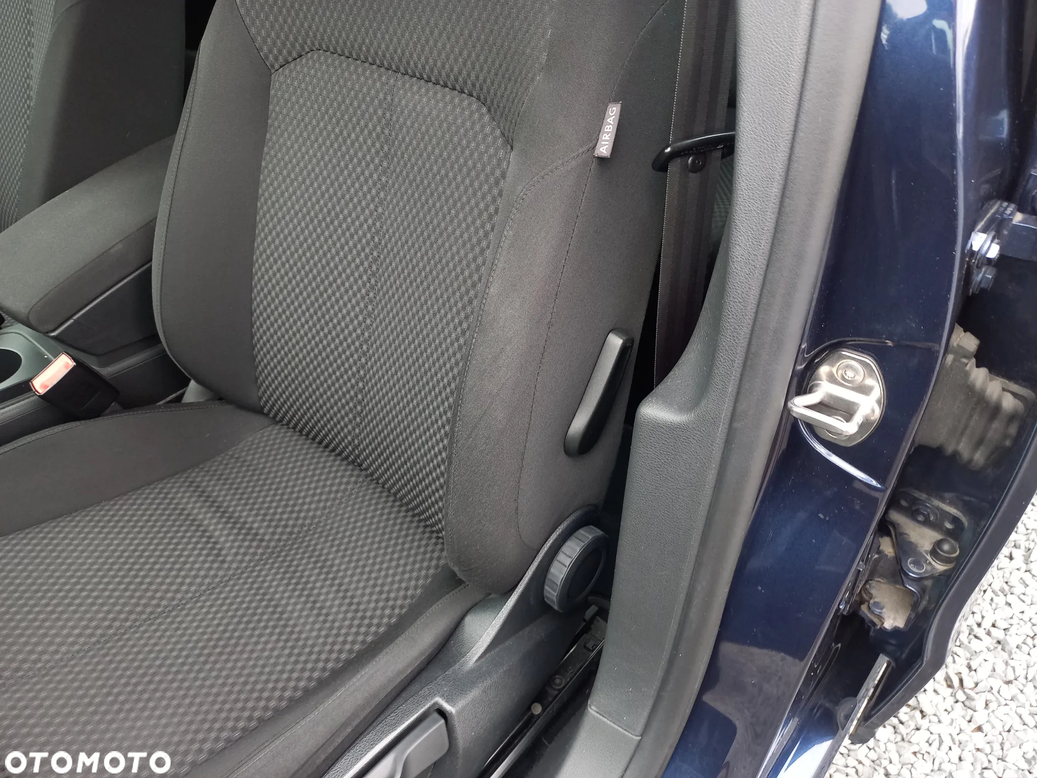 Volkswagen Passat 1.4 TSI BMT Trendline - 24