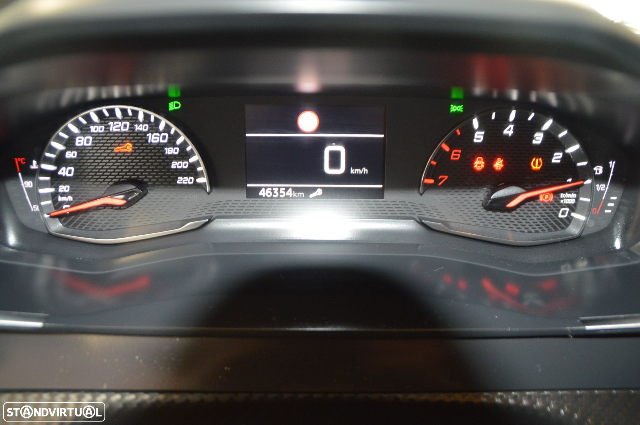 Peugeot 208 1.2 PureTech Active Pack - 36