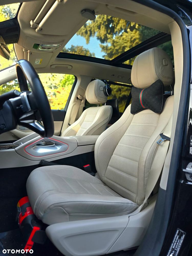 Mercedes-Benz GLS - 18