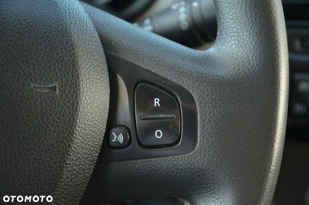 Renault Trafic - 21